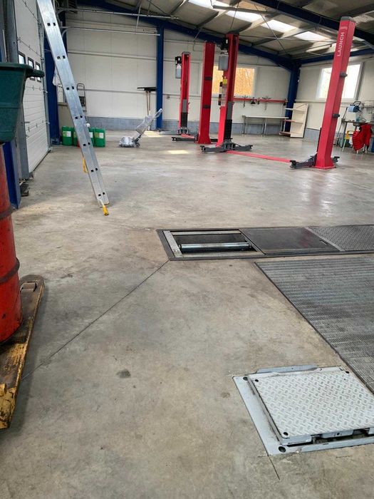 Service auto/spalatorie auto self/statie itp