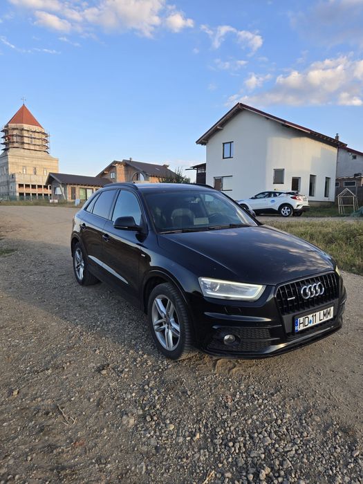 Vând Audi Q3 S-line Quattro automat