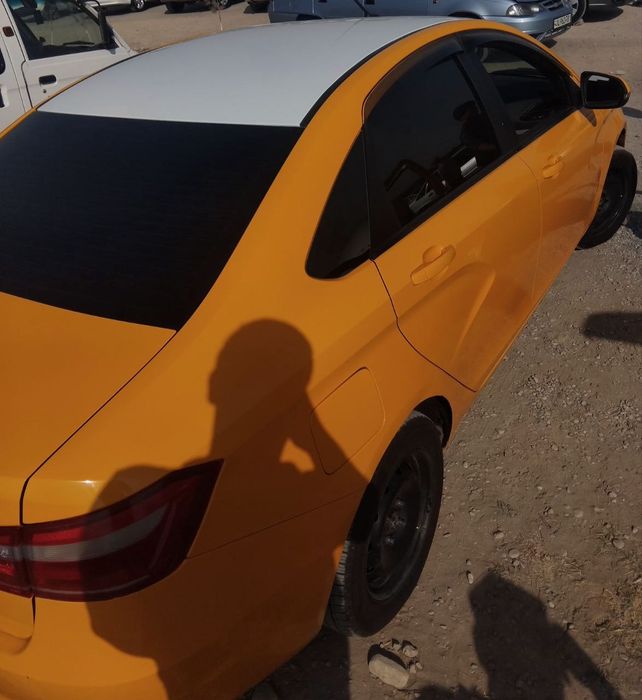 Lada vesta holati zor