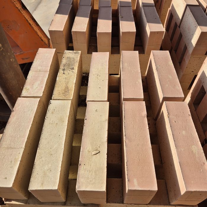 Кирпич красный кирпич