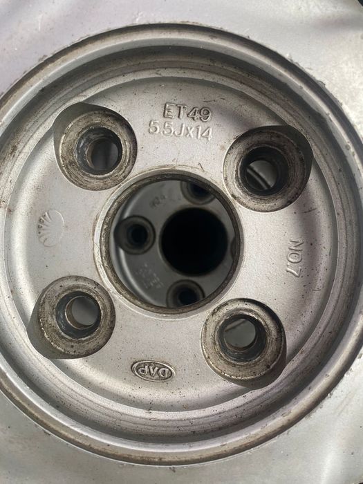 Продам диски на 14 четырехдырые