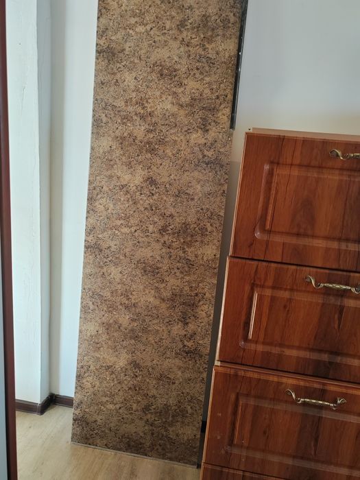 Кухонный гарнитура продаётся