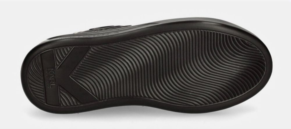 Продавам кожени маратонки Karl Lagerfeld Kapri