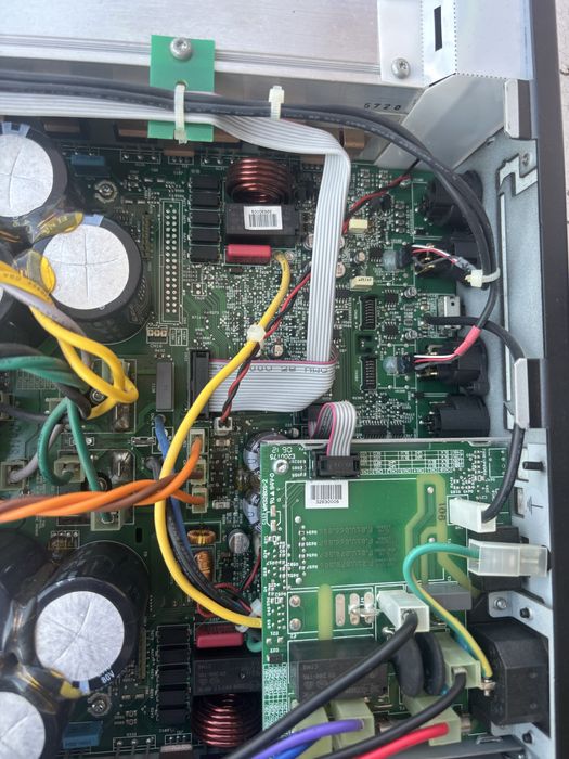 Dynacord sl2400 amplificator perfect functional( nu fbt rcf shure montarbo)