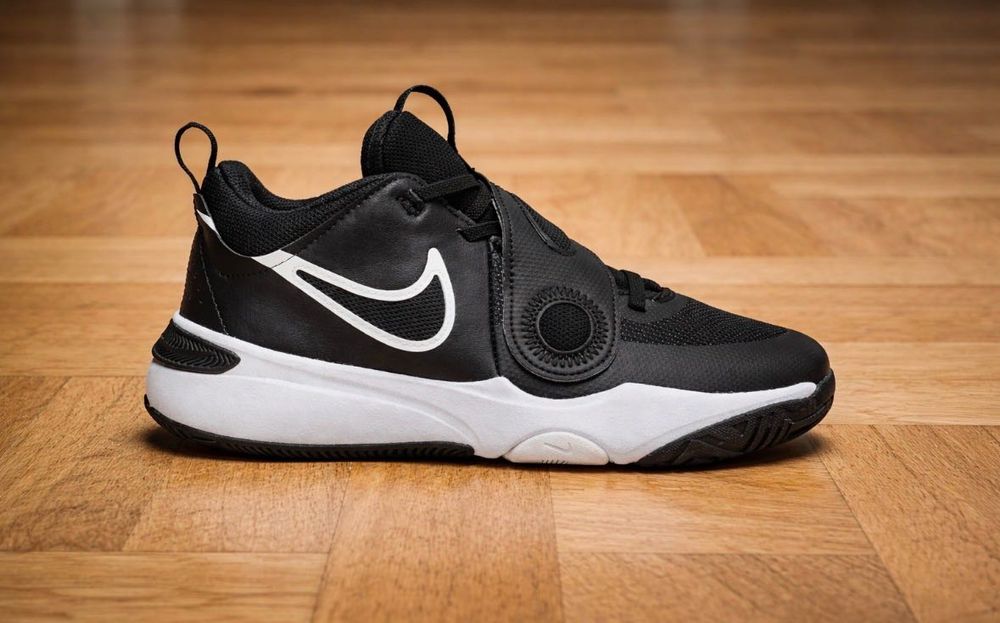 Nike  Team Hustle D 11 Обувки