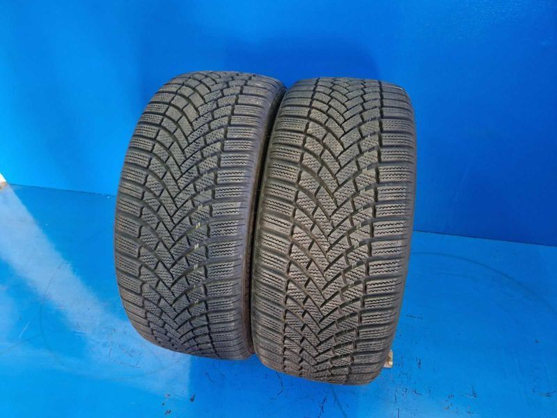 2 Bridgestone R18 225/40
зимни гуми DOT0223