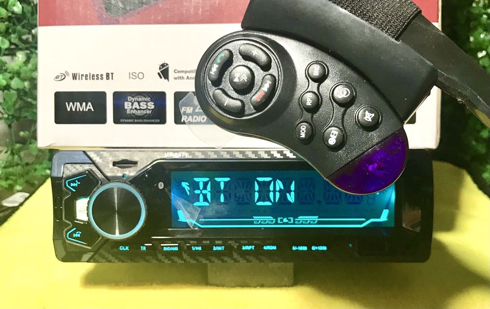 Magnitafon rulga pulti bilan blutus fleshkausb aux radio bor mafon m