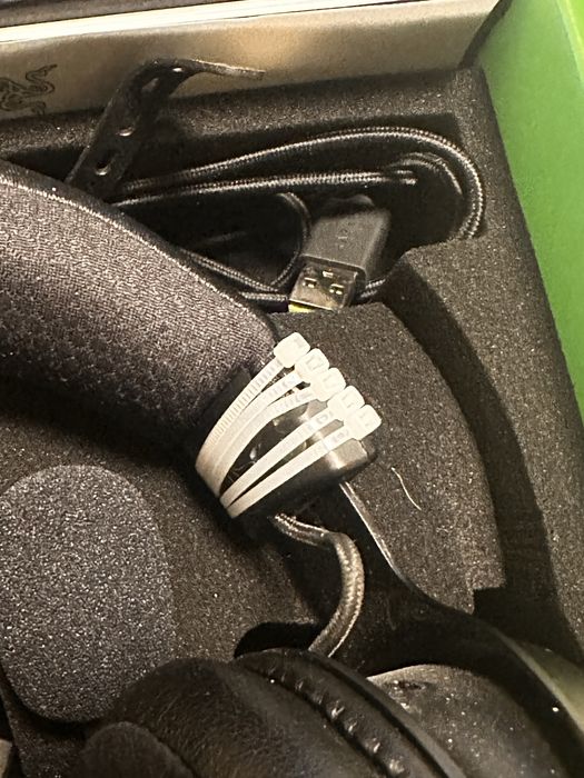 Геймърски слушалки Razer Kraken V3