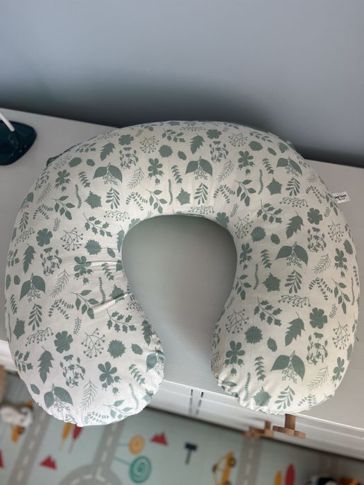 Възглавница за кърмене