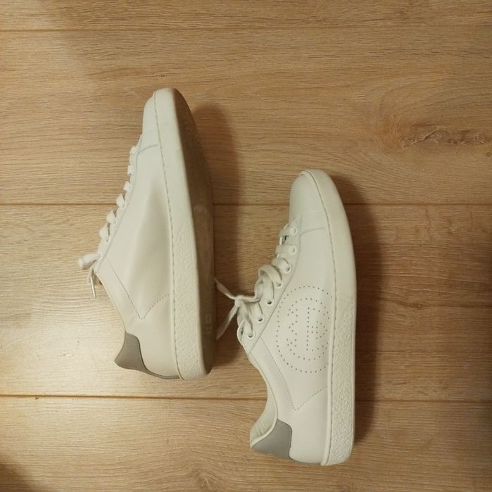 Бели оригинални маратонки Gucci