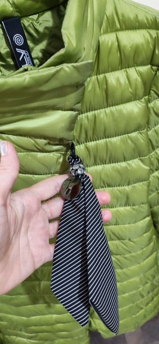 Пролетно яке с аксесоар