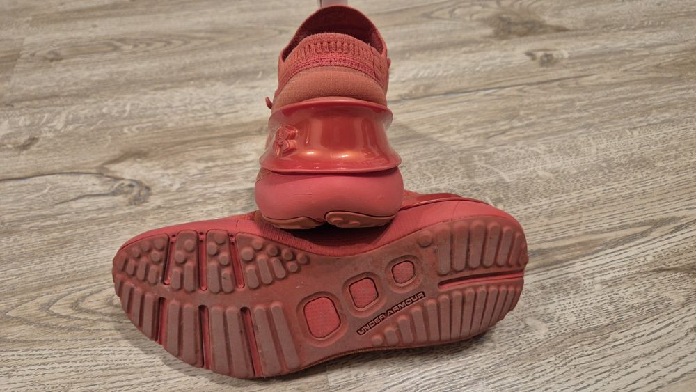 Under armor phantom