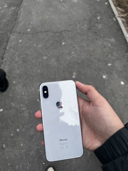 Продам айфон Х срочно