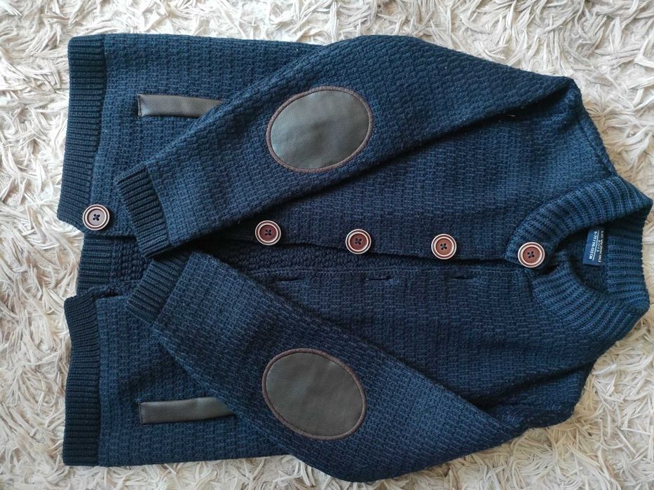 Продам кардиган для мальчика