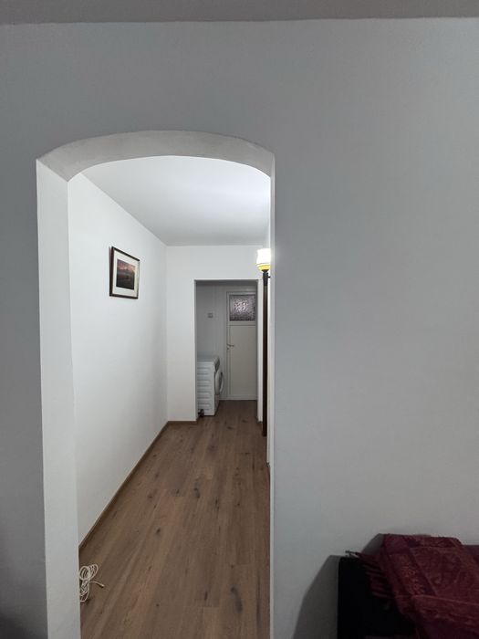 Apartament de inchiriat 3 camere/ Baza 3