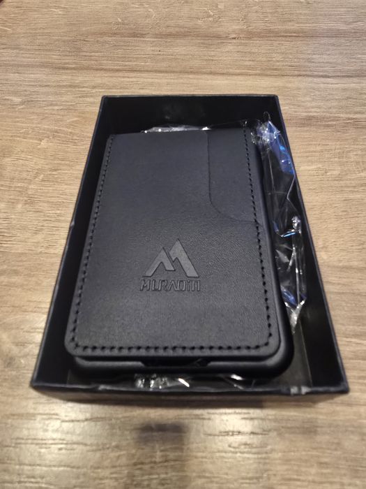 Кожен портфейл за карти