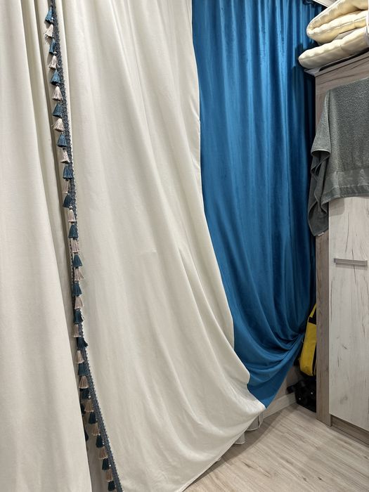 Шторы в отличном состоянии плотные