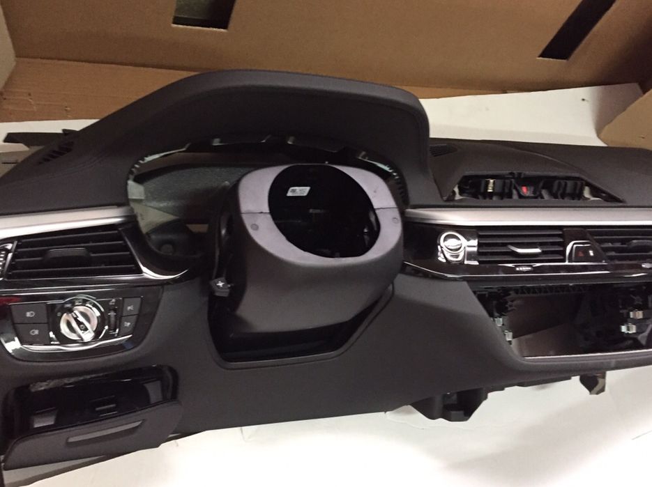 Plansa bord cotiera BMW seria 6 G32 Gran Tourer