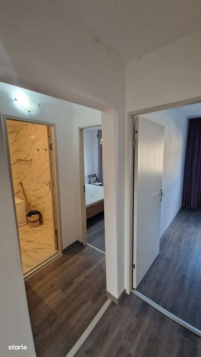 Ap cu 3 camere decomandat, et. 4/4, zona Girocului