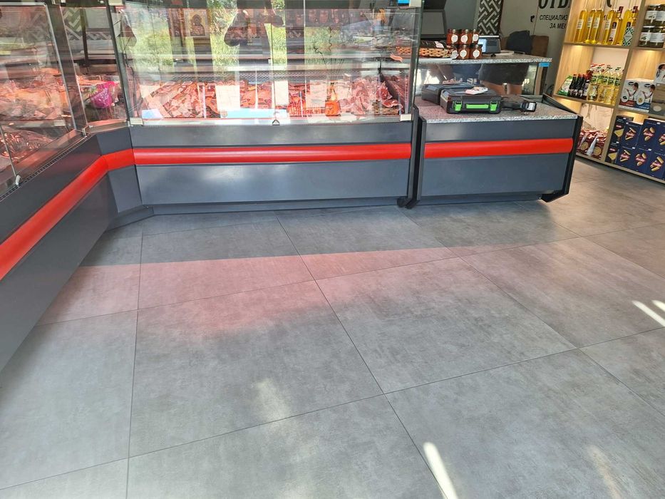Витрини за колбаси, млечни и сладкарски  продукти