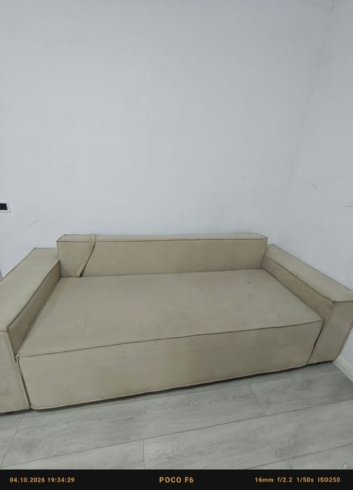 Срочно Продам диван почти даром