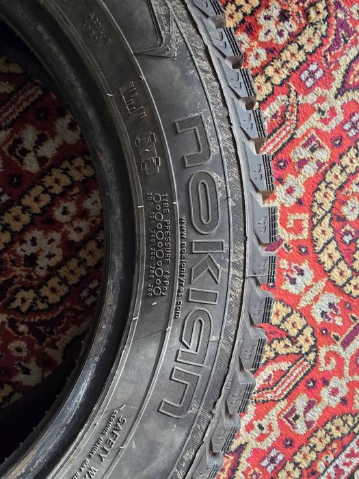 Комплект зимней шипованной резины