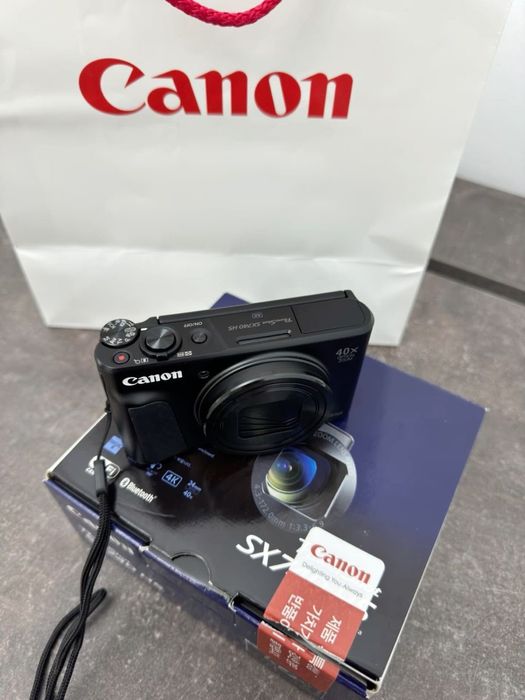 Продаю фотоаппарат Canon PowerShot SX740 HS в хорошем состоянии