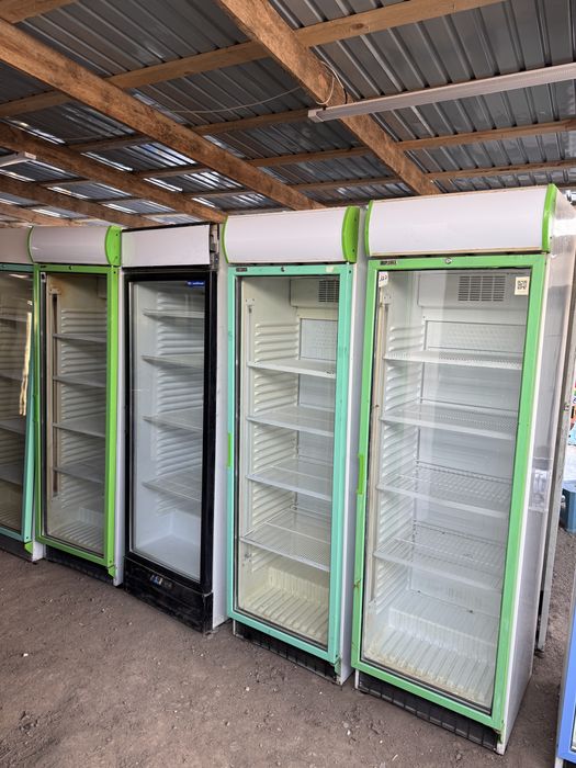 Витрины холодильники