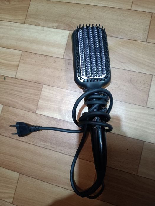 Плойка для кудрей / Расческа выпрямитель