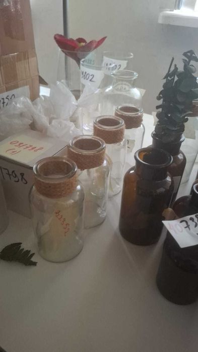 продам стеклянные баночки декоративные