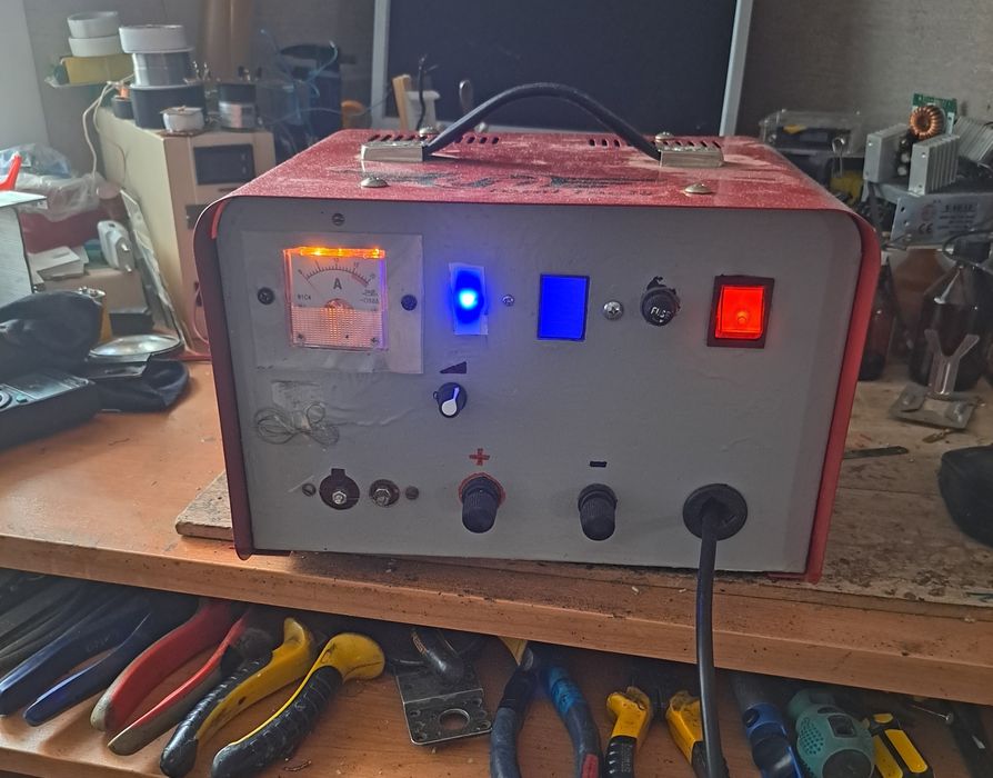 Зарядное для авто