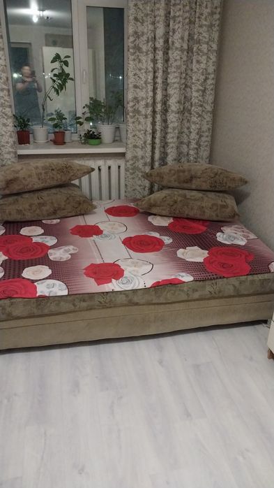 Продам диван и два кресла