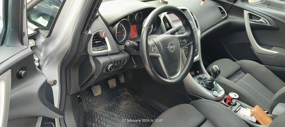 Vând Opel Astra J , 1.7 110cp , 2010 , hatchbak