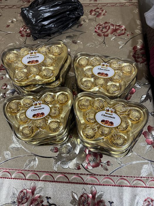 Подарок для близких человек Дубайский оригинал шоколад из первых рук