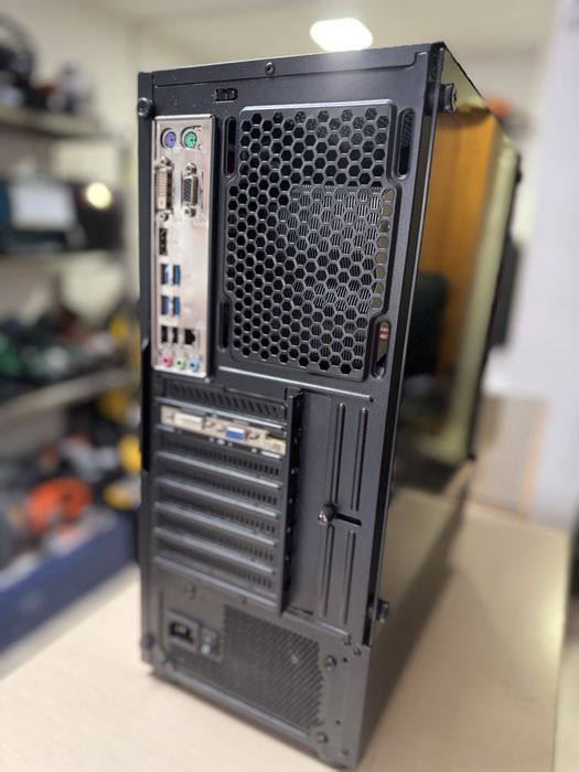 Unitate PC Asus All Series i7 Amanet auto& electronice Onesti