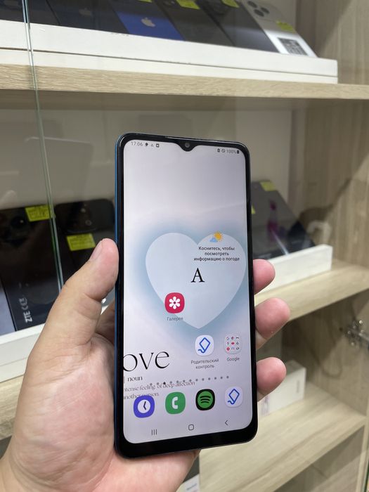 Телефон Samsung A02