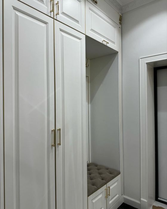 Shkaf, prixojka kravat