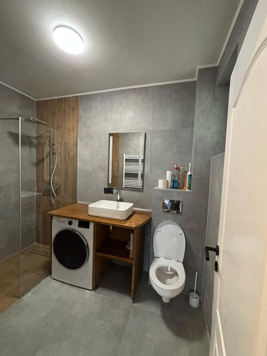 Apartament 2 camere si un loc de parcare