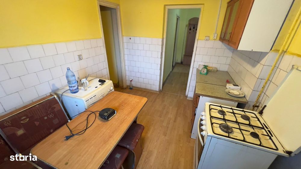 Apartament zona centrala - piata Petrosani