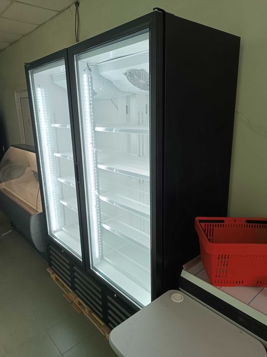 Вертикални хладилни витрини - нови налични на склад