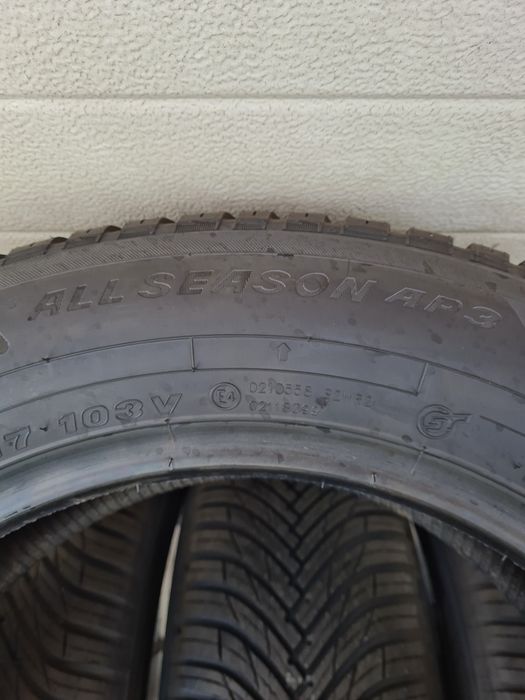 Нови всесезонни гуми 4 броя MAXXIS Premitra SllSeason 225 60 R17