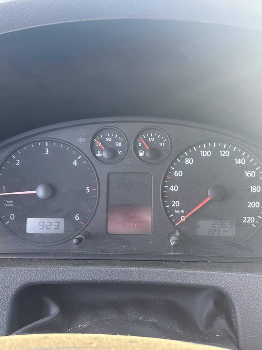 Volkswagen Transporter T5 2006 105cp/Perne aer 223.000km