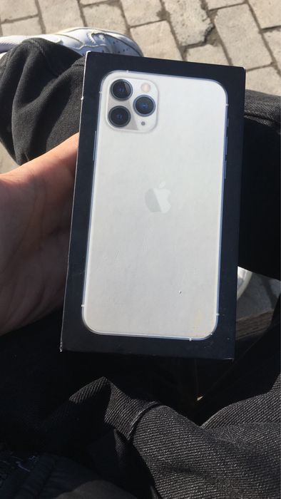 Iphone 11 pro в идеальном состоянии