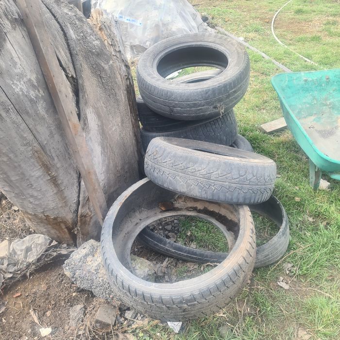 Отдам колеса есть еще большие