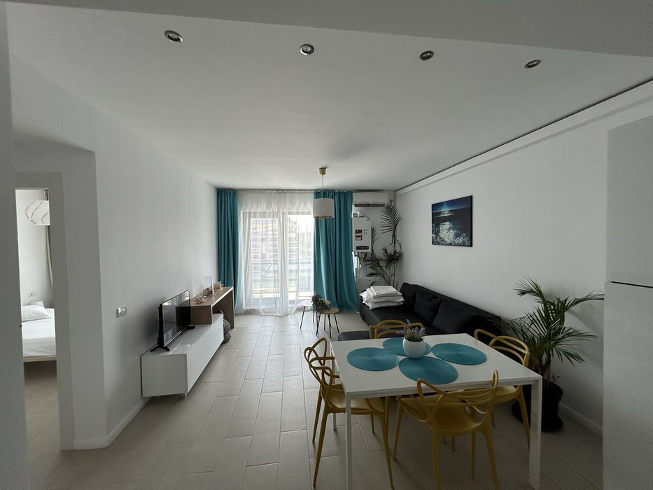 Apartament modern cu vedere la mare – închiriere 1 septembrie–30 aprilie 2027 | 350 €/luna