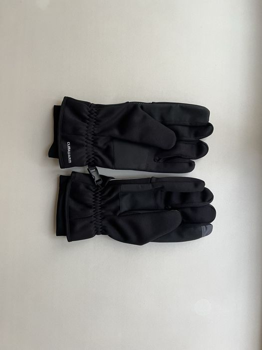 Перчатки adidas оригинал. Размер L/XL.