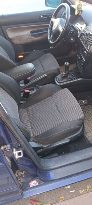 De vanzare Golf 4 1.6 benzina