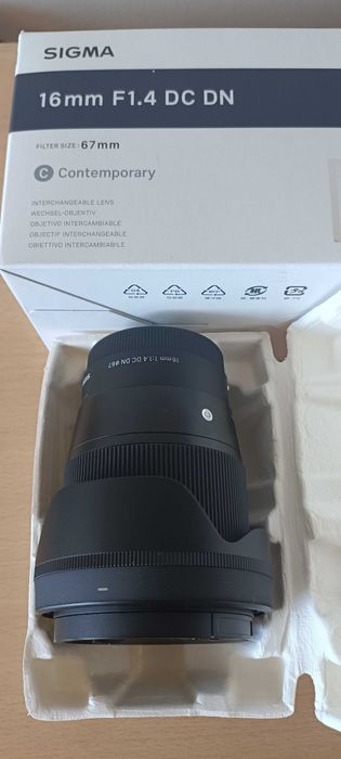 Обектив Sigma 16мм, f/1.4, Sony E-mount