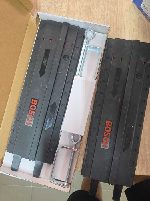 Sină de ghidare din 2 bucati / 350 mm / Plastic cu cleme cu surub pentru ferastrau circular PKS 55 A, PKS 66A, PKS 66 AF