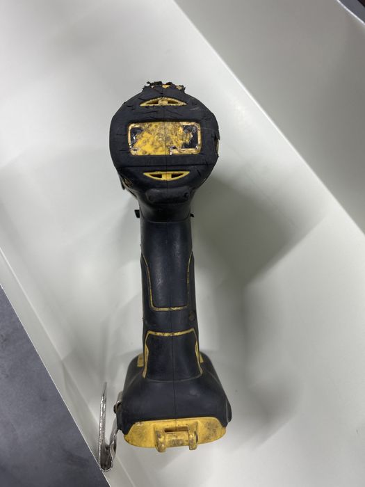 Dewalt DCF887 205Nm - Ударен безчетков винтоверт